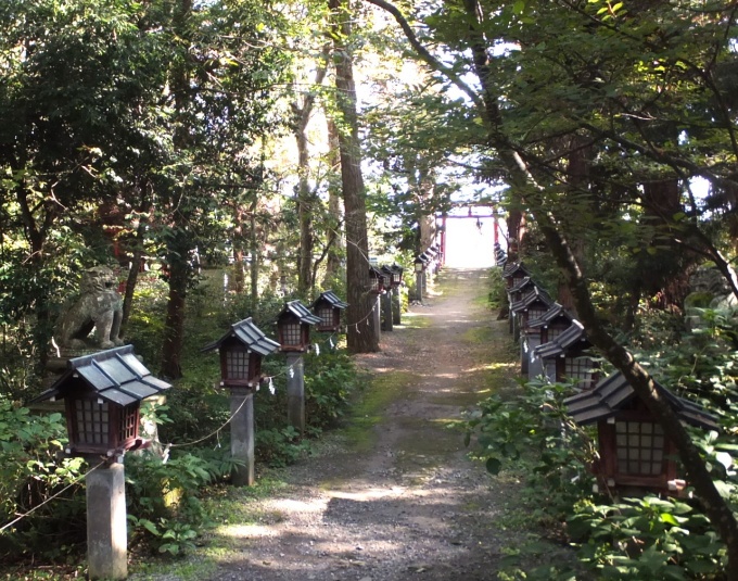 東神門より