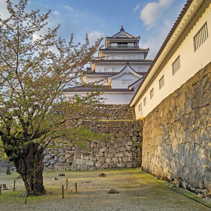 鶴ヶ城