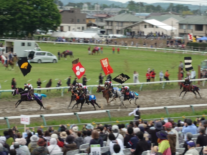 甲冑競馬